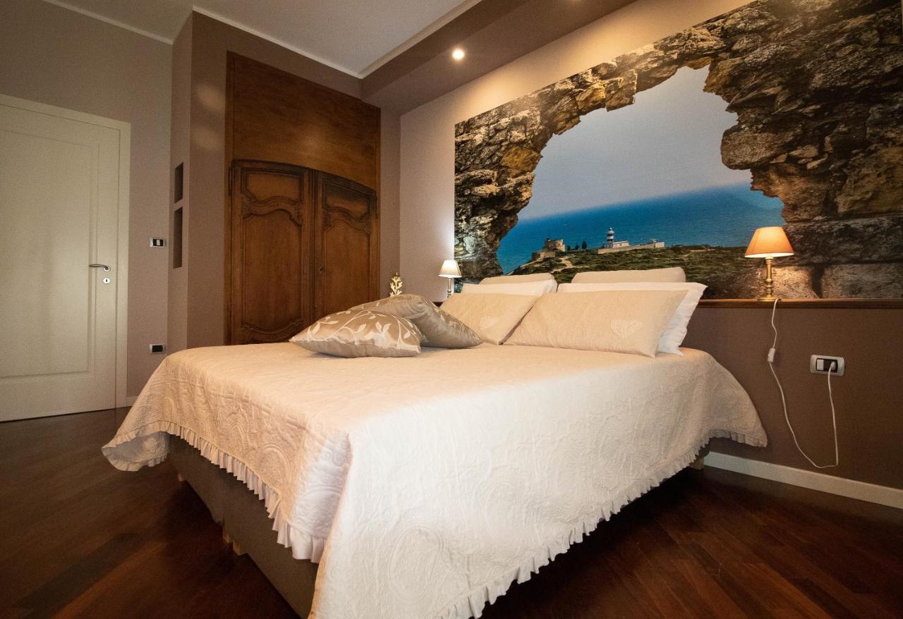 La Casa Di Adele Cagliari B&B Экстерьер фото