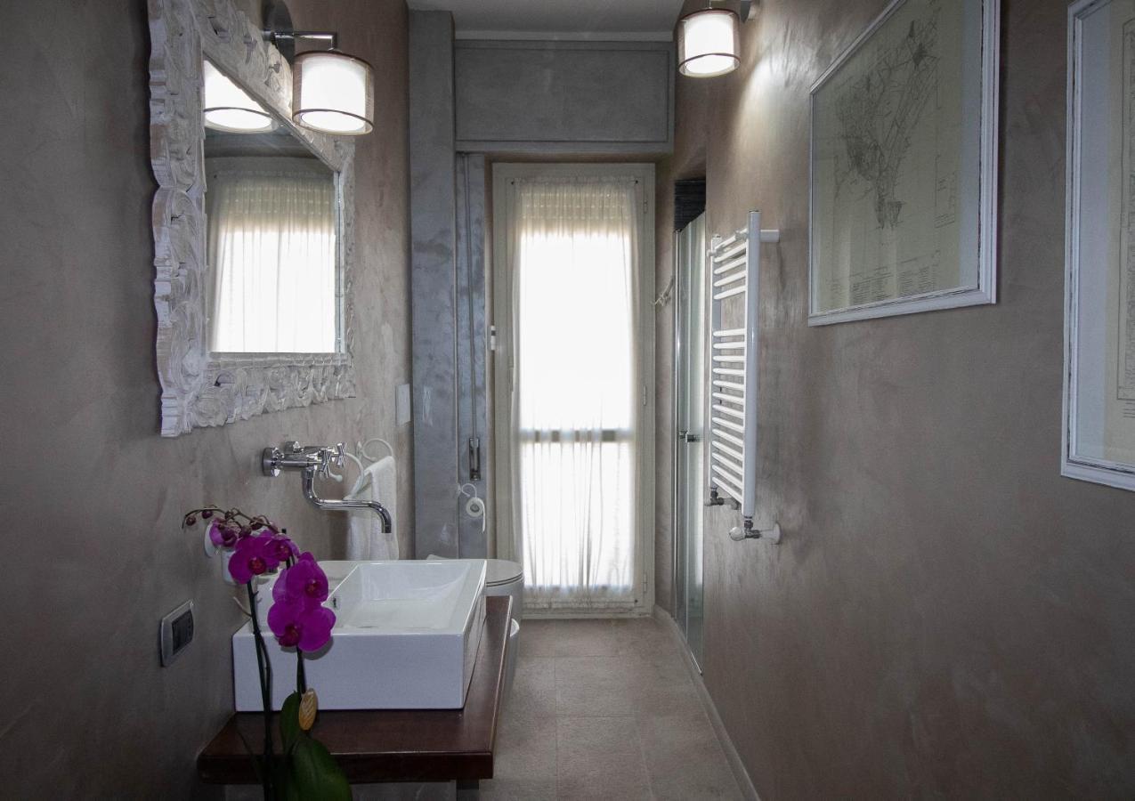 La Casa Di Adele Cagliari B&B Экстерьер фото