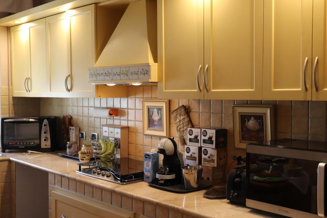 La Casa Di Adele Cagliari B&B Экстерьер фото