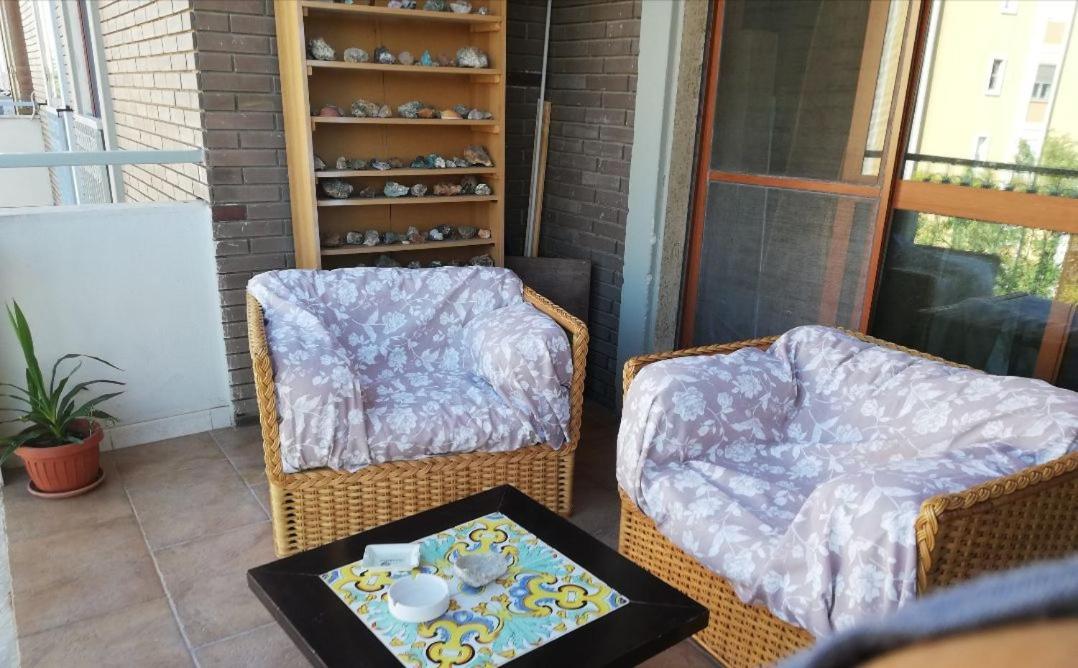 La Casa Di Adele Cagliari B&B Экстерьер фото